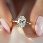 Load image into Gallery viewer, 2.5 CT Oval Cut Solitaire Moissanite Diamond Ring