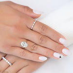 Load image into Gallery viewer, 2 CT Oval Cut Moissanite Solitaire Diamond Ring