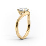 Load image into Gallery viewer, 2.5 CT Round Cut Moissanite Diamond Ring With Unique Curves Band