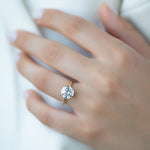 Load image into Gallery viewer, 2.5 CT Round Cut Moissanite Diamond Solitaire Engagement Ring