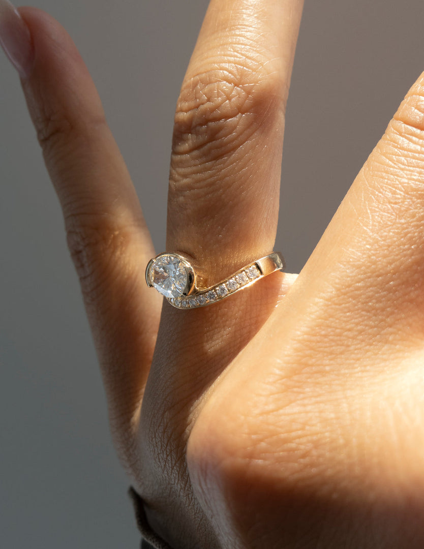 2.0CT Oval Cut Moissanite Unique Pave Diamond Engagement Ring