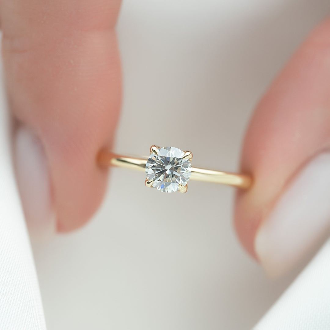 2.0 CT Round Diamond Lab Grown Solitaire Engagement Ring