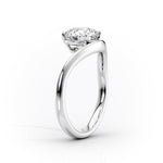 Load image into Gallery viewer, 2.5 CT Round Cut Moissanite Diamond Ring With Unique Curves Band
